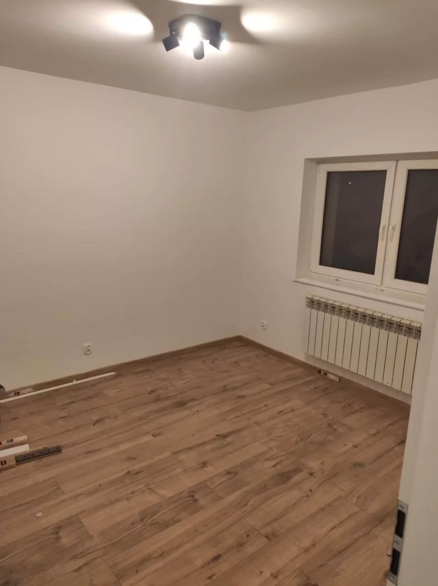 Sprzedam mieszkanie 2 pokojowe 33 m2 .