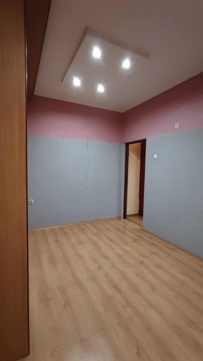 Mieszkanie 55,9m2, 2 pokoje z możliwością zrobienia 3. Prywatne.
