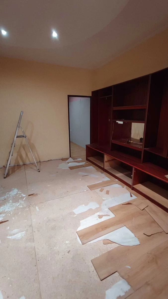 Mieszkanie 55,9m2, 2 pokoje z możliwością zrobienia 3. Prywatne.
