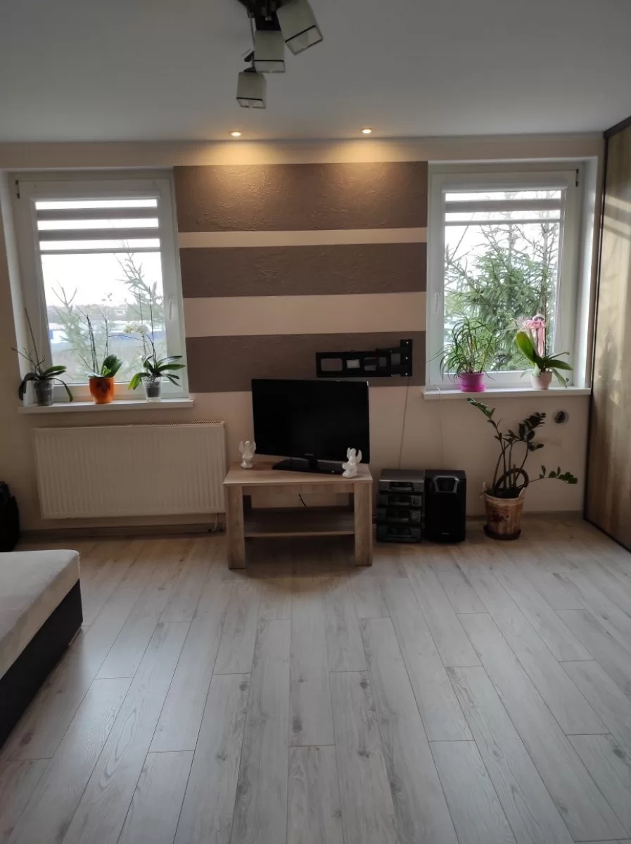 Sprzedam mieszkanie 77,5 m2 / 3 pokoje / sprzedaż bez pośredników
