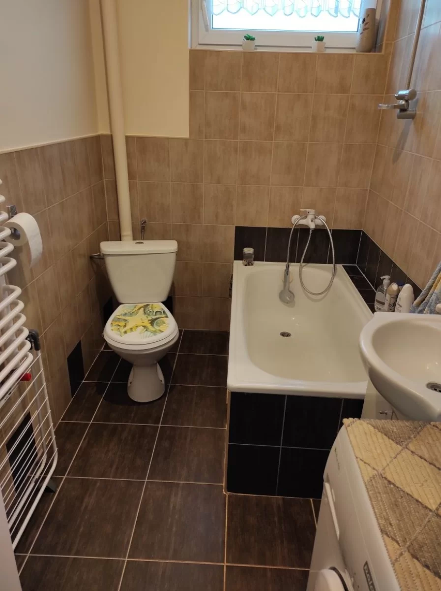 Sprzedam mieszkanie 77,5 m2 / 3 pokoje / sprzedaż bez pośredników