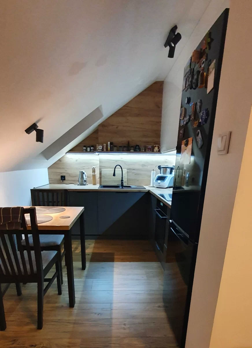 Sprzedam Mieszkanie 60m2 Wieliczka - klimatyzacja, strych i piwnica
