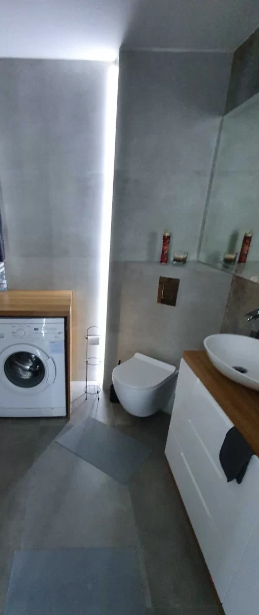 Sprzedam Mieszkanie 60m2 Wieliczka - klimatyzacja, strych i piwnica