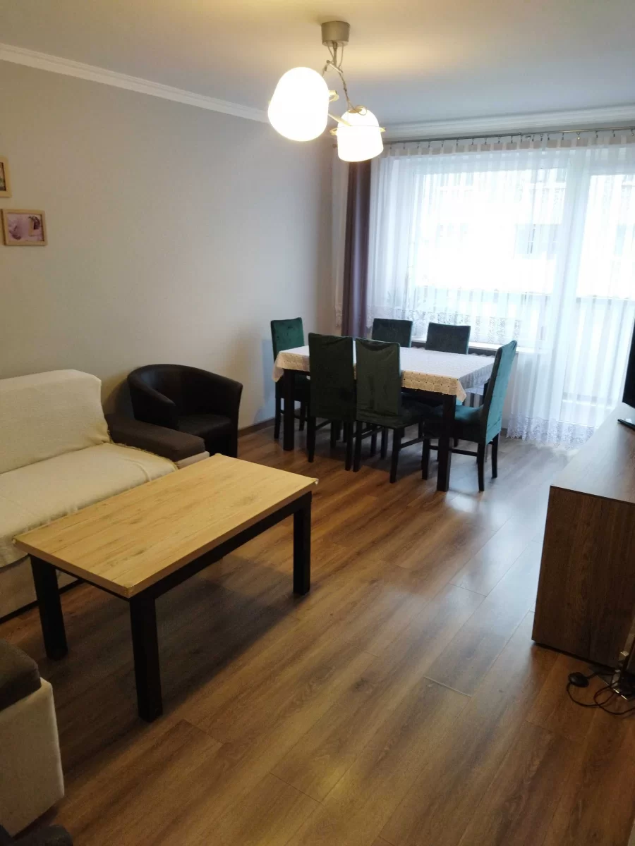 Sprzedam Mieszkanie 2 pokoje na I piętrze + balkon. Kluczbork