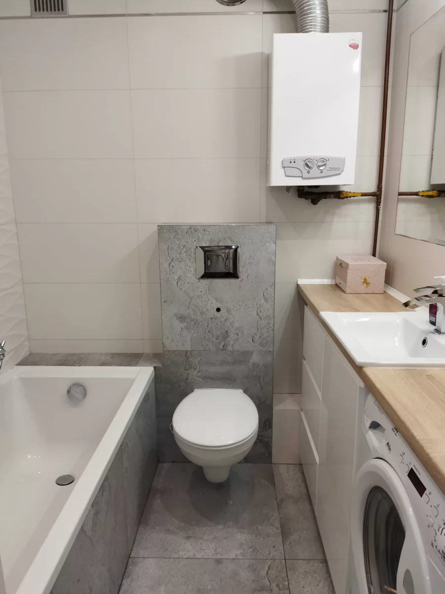 Sprzedam Mieszkanie 2 pokoje na I piętrze + balkon. Kluczbork