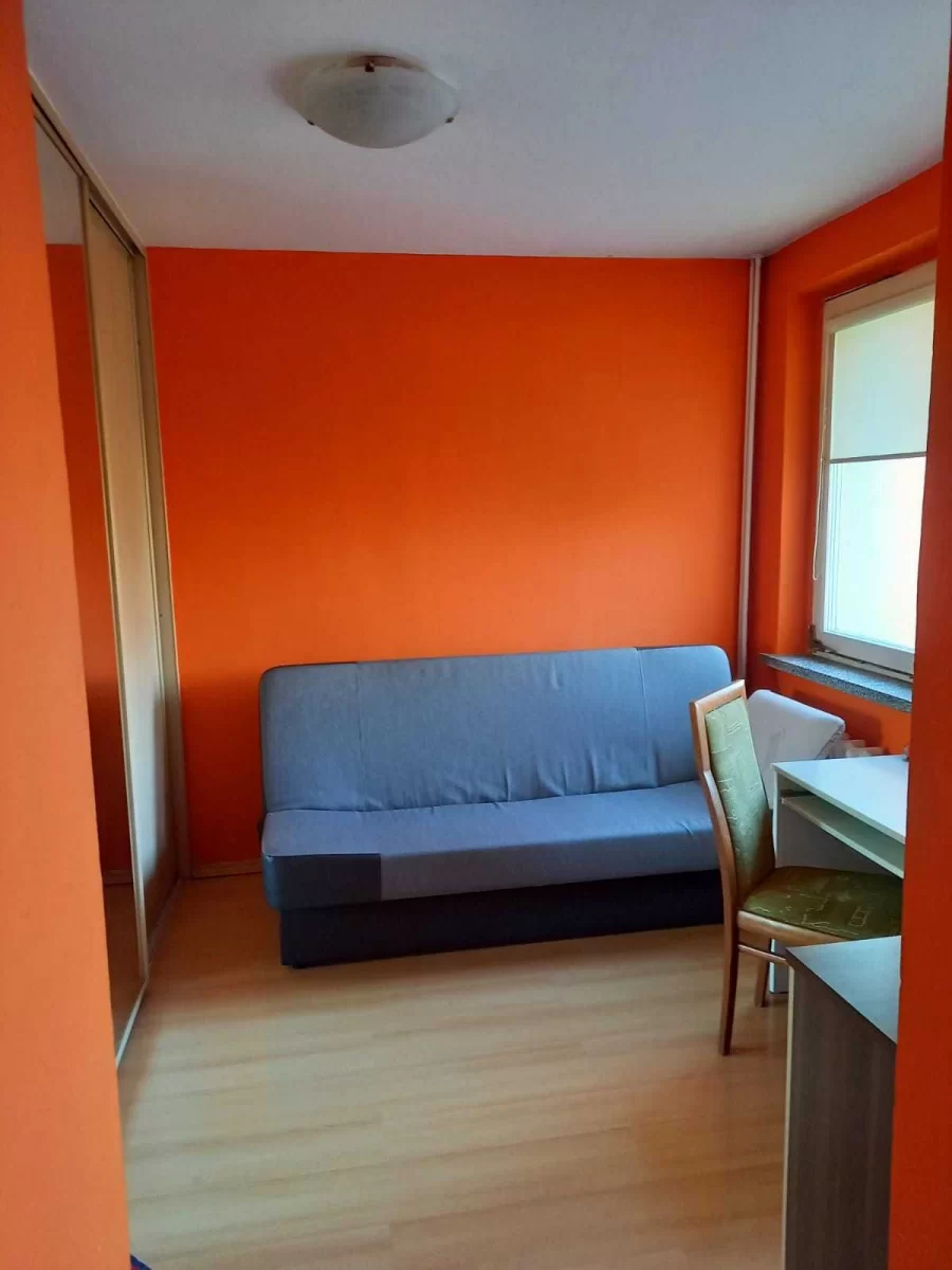 Sprzedam mieszkanie na 2 piętrze w Kluczborku - 89,45 m 2.
