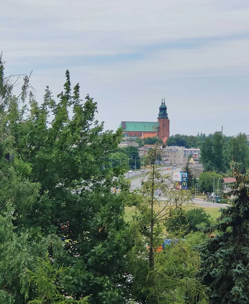 Sprzedam mieszkanie Dwa pokoje winda Gniezno