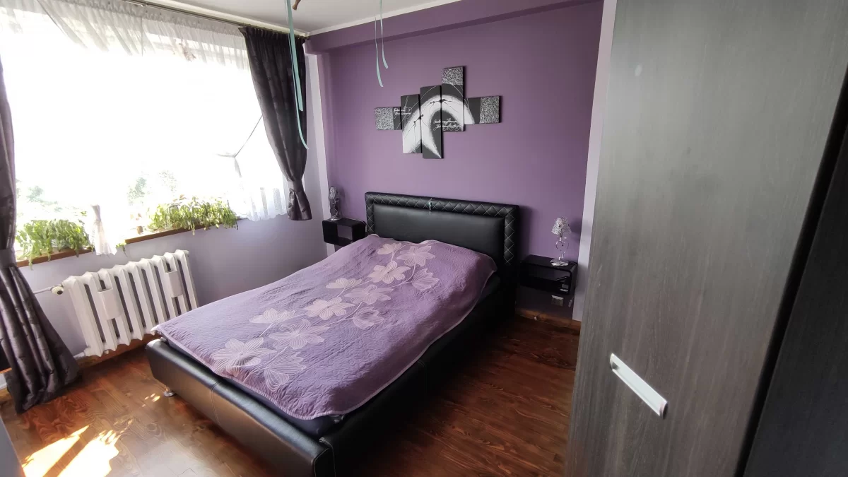 Słoneczne, przestronne mieszkanie w cichej okolicy w Kamiennej Górze