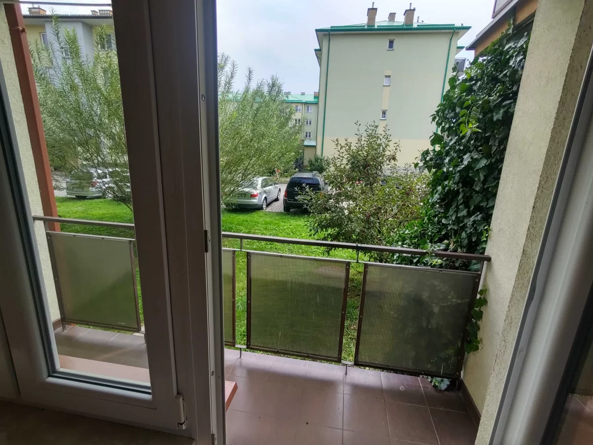 Sprzedam Mieszkanie 2 pok, parter, duża piwnica Biała Podlaska