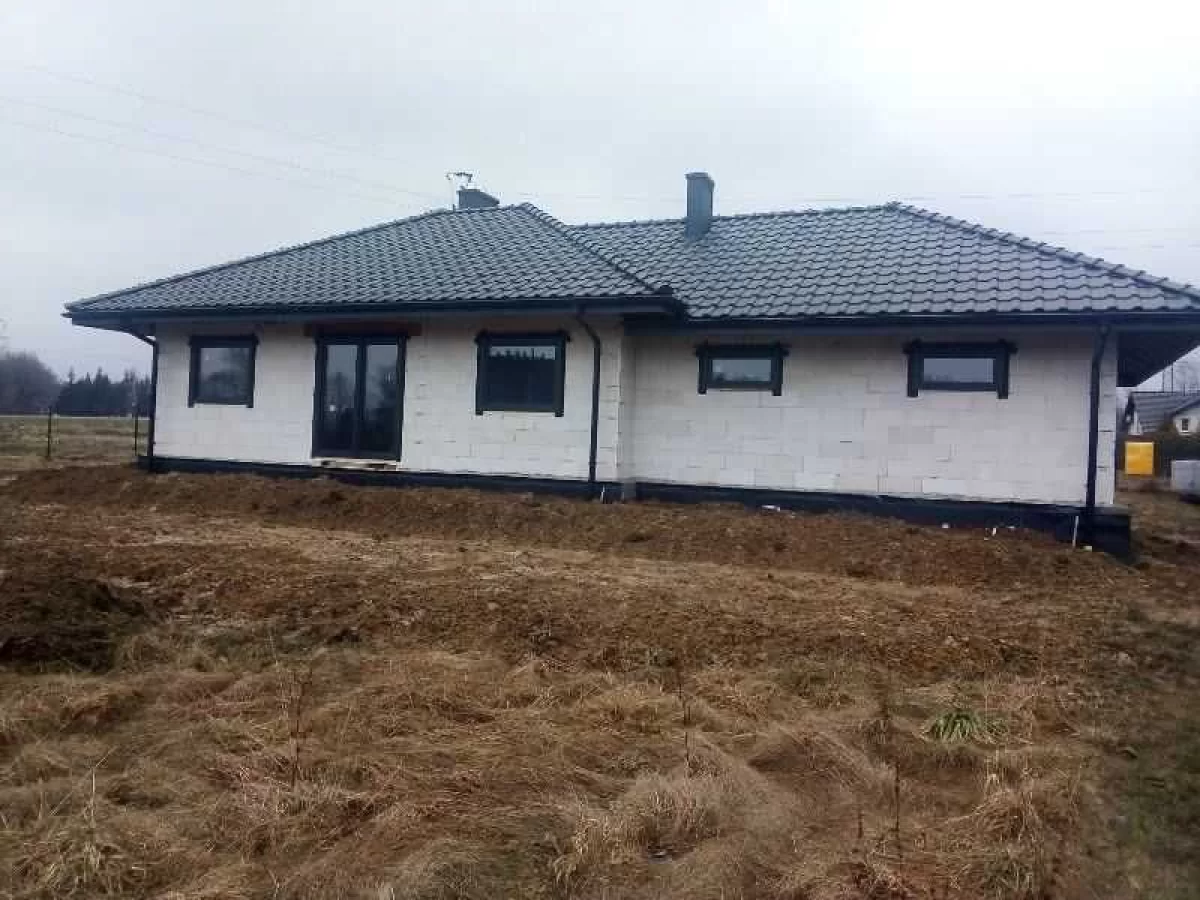 Dom jednorodzinny parterowy do wykończenia