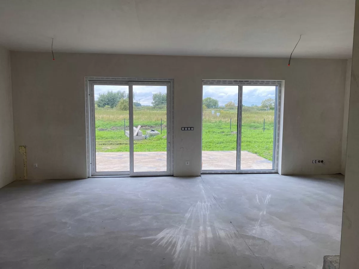 Dom z garażem, pompa ciepła, 136 m2, Załom