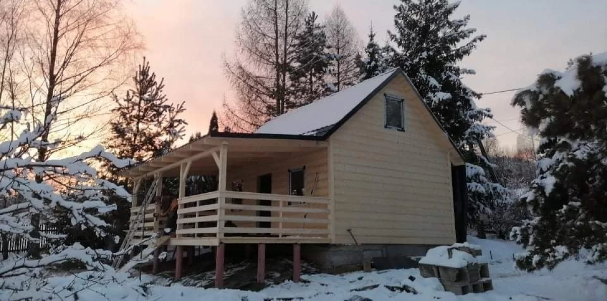 Sprzeda, Domki drewniane 35 M2 + poddasze Żywiec