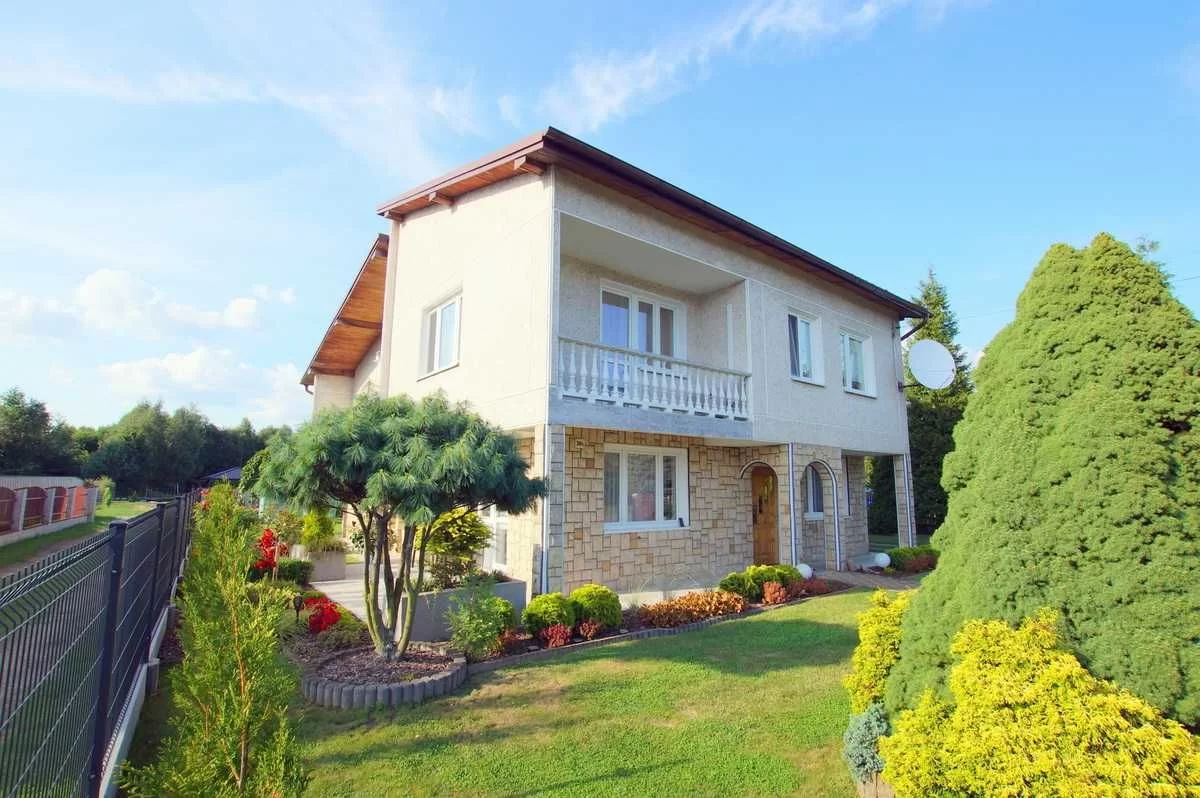 Sprzedam Dom Pustków Dębica - budynek mieszkalny z działką 9,08 ar