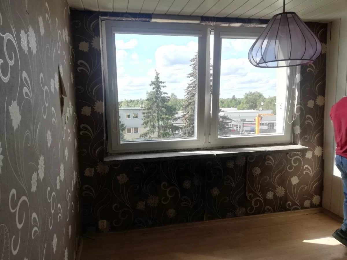 Mieszkanie trzypokojowe plus kuchnia i łazienka
