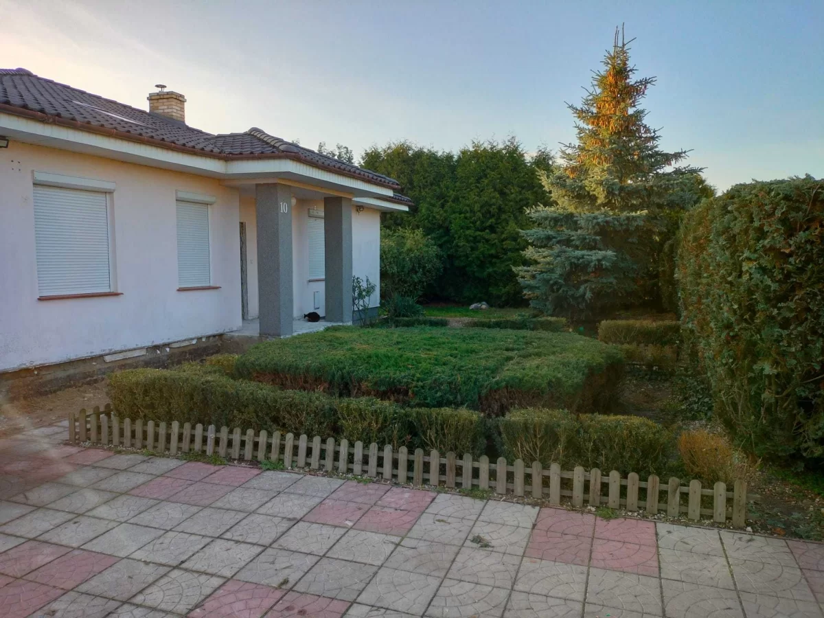 Sprzedam Dom Parterowy z Garażem