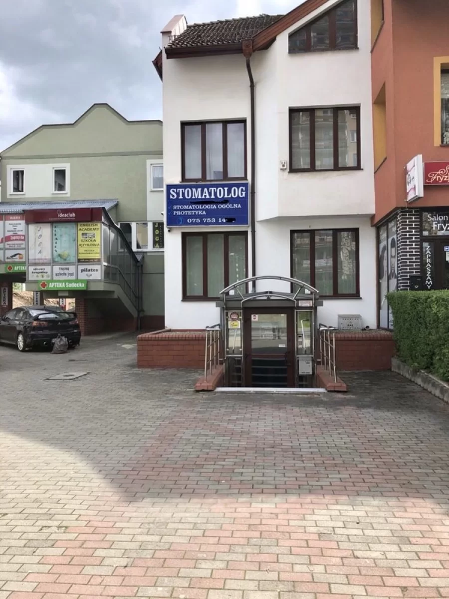 Dom Zabobrze, super lokalizacja 300 m od szpitala