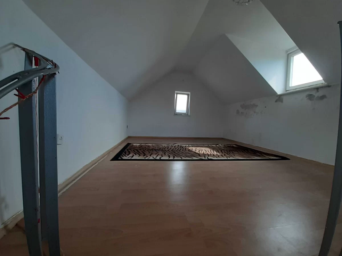 Dom wolnostojący z garażem -Zapraszam sprzedaz bezpośrednio