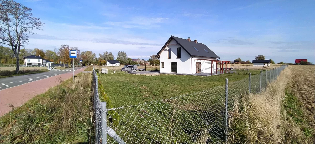 NOWY DOM na SPRZEDAŻ działka 750m2