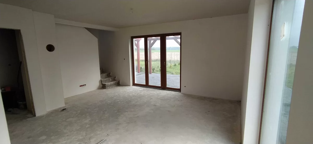 NOWY DOM na SPRZEDAŻ działka 750m2