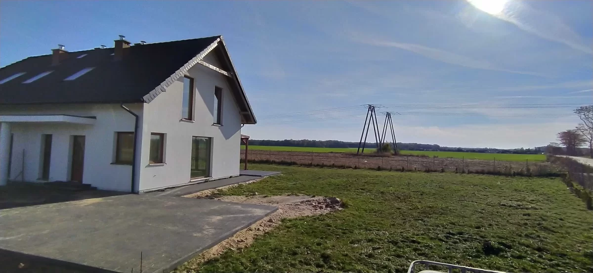 NOWY DOM na SPRZEDAŻ działka 750m2