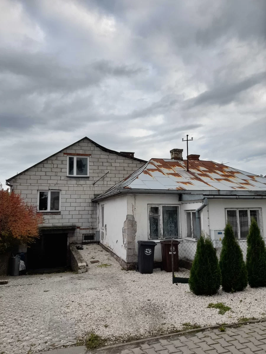 Sprzedam dom w Zamościu przy ulicy Powiatowej na działce 931m2.