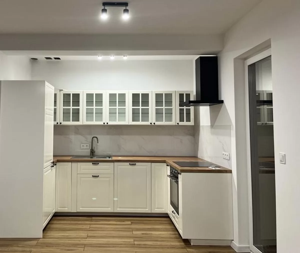 Nowe bezczynszowe 3 pokojowe mieszkanie z balkonem i ogródkiem.