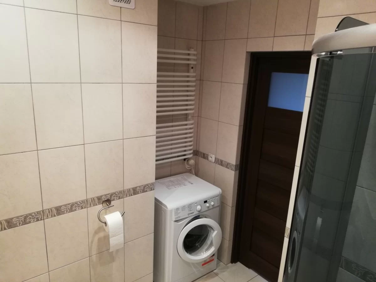 Mieszkanie 49m2 , bezpośrednio. 2 pokoje ,do wynajęcia , ciche , spoko
