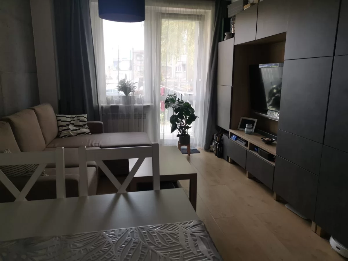 Wynajmę 2 pokojowe mieszkanie umeblowane w centrum Siemianowic