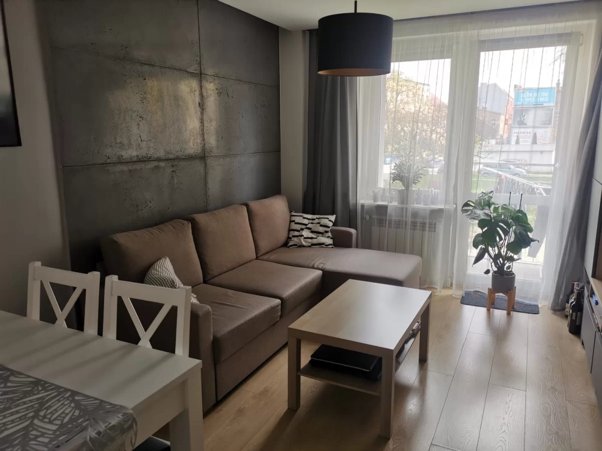 Wynajmę 2 pokojowe mieszkanie umeblowane w centrum Siemianowic