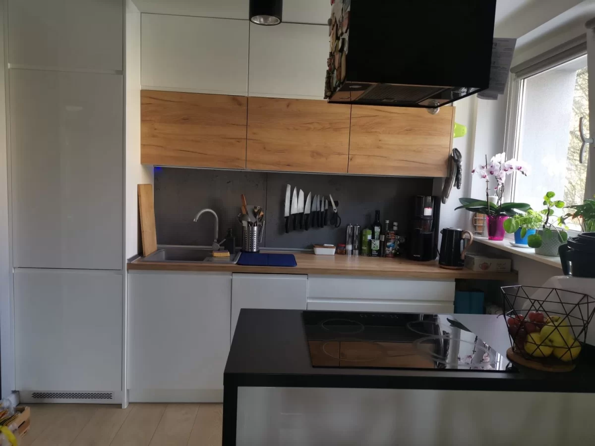 Wynajmę 2 pokojowe mieszkanie umeblowane w centrum Siemianowic