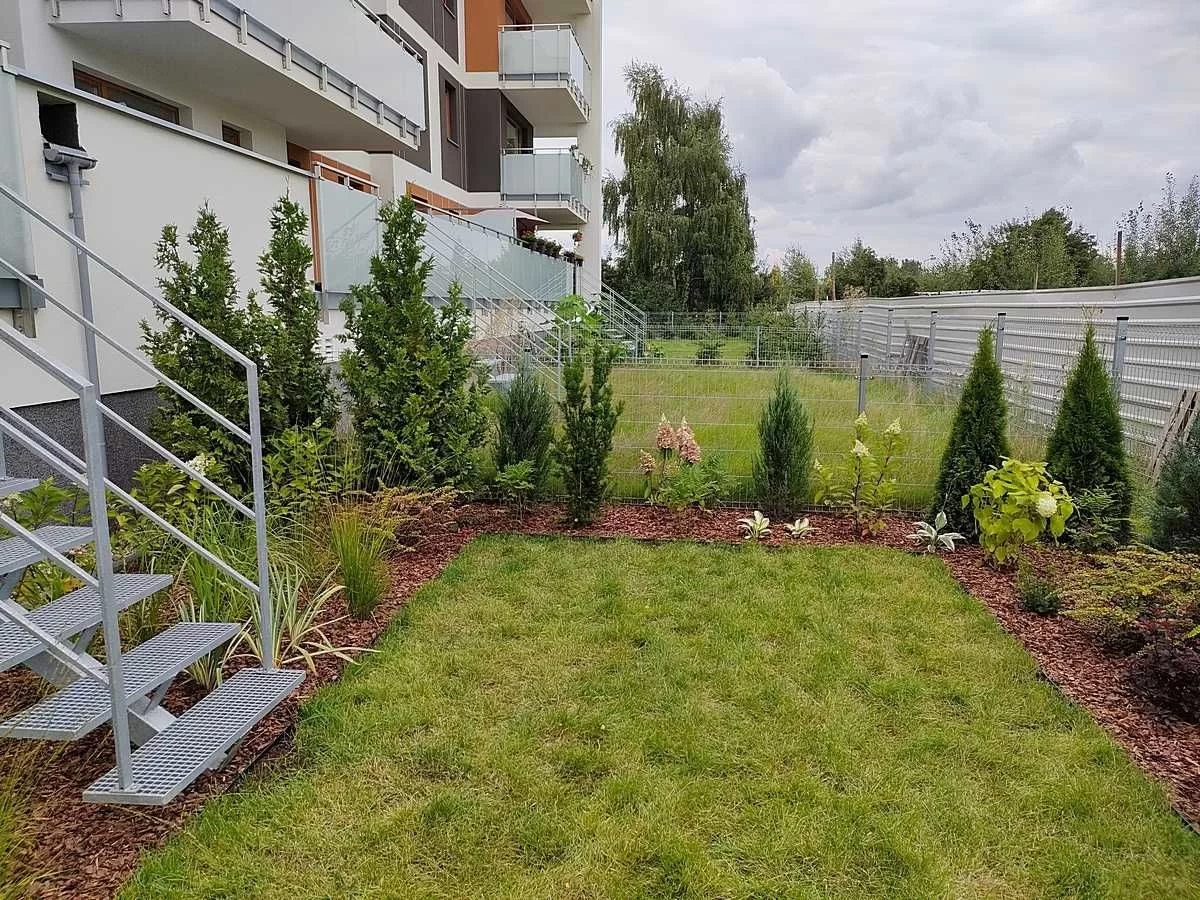 NOWE 2 pok. + taras z ogródkiem + MIEJSCE POSTOJOWE Józefosław