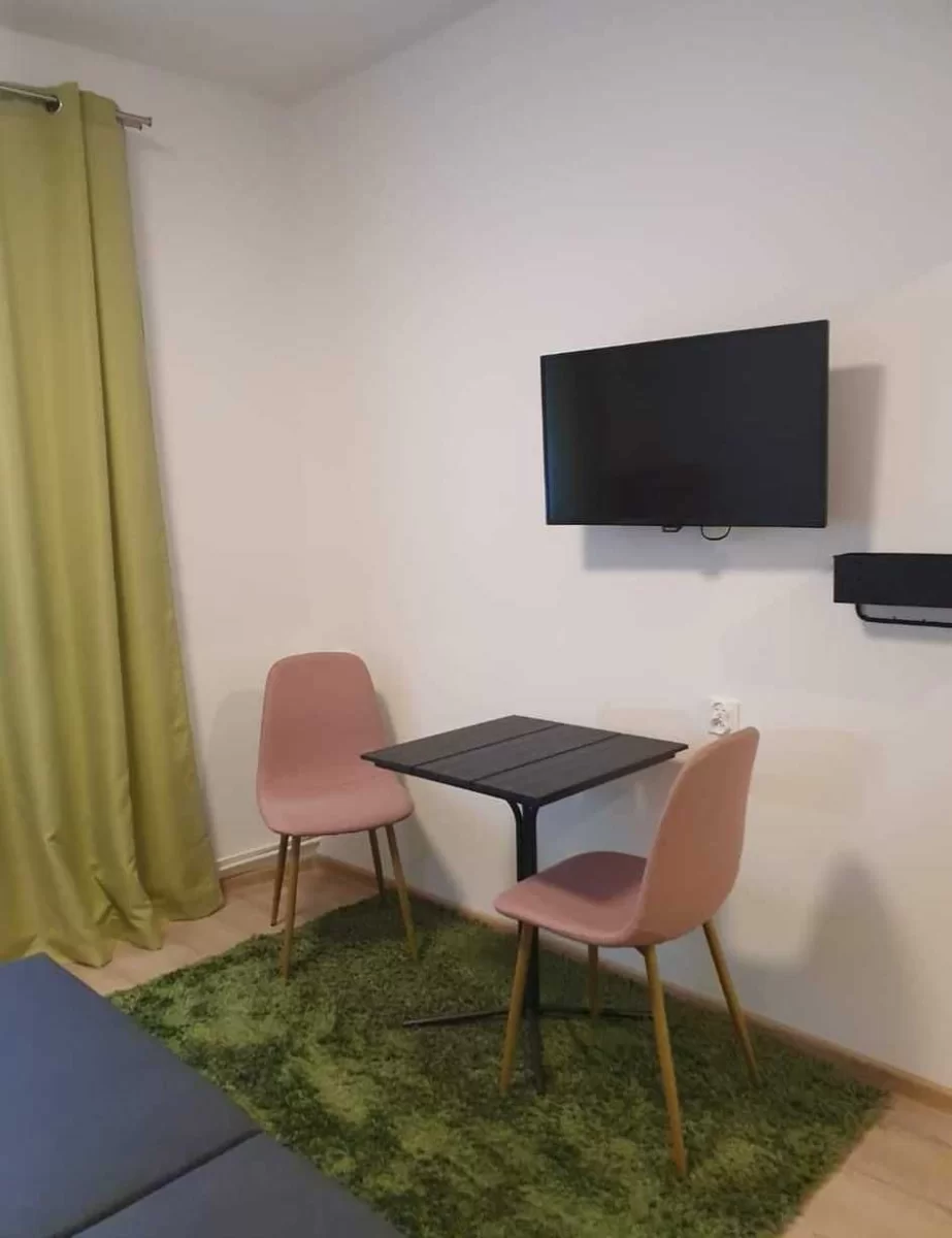 WYNAJEM mieszkania CENTRUM miasta 2 pokoje dla 2 do 4 osób