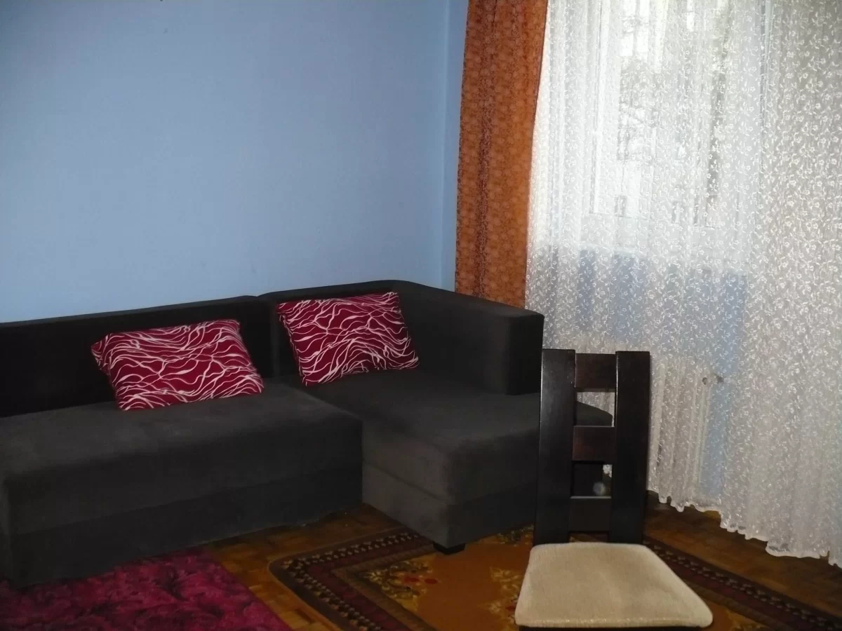 mieszkanie trzypokojowe (60 m2) w centrum Otwocka za 2500 zł