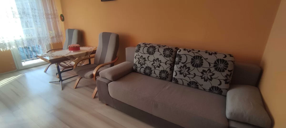 Wynajmę mieszkanie na WINIARACH- 2 pokoje Tylko najem okazjonalny