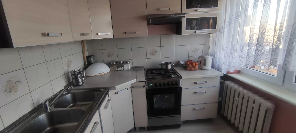 Wynajmę mieszkanie na WINIARACH- 2 pokoje Tylko najem okazjonalny