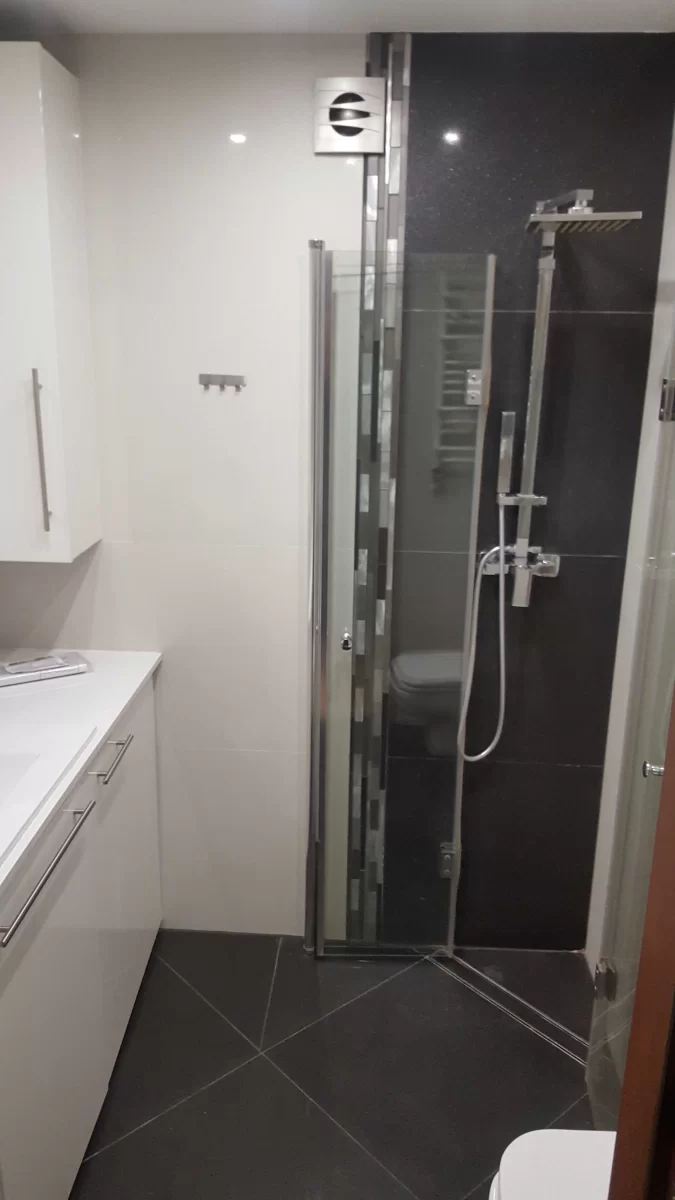 Mieszkanie 2 pokoje 42m2 Dzierzoniow rynek blok