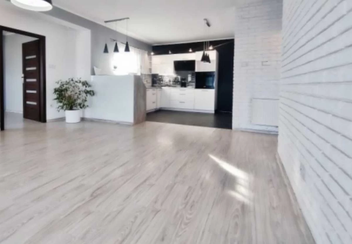 Wynajmę 3 pok. 70m2 z ogródkiem na Plewiskach w szeregowcu. Czynsz 0zł