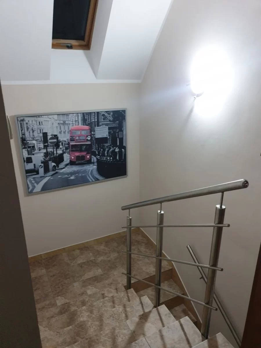 Samodzielna kawalerka w centrum Kobyłki, oferta zawiera wszelkie opłat