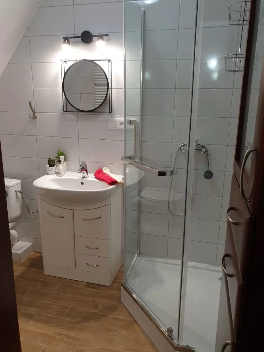 Samodzielna kawalerka w centrum Kobyłki, oferta zawiera wszelkie opłat