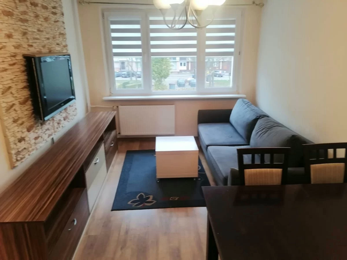 Wynajmę Mieszkanie w centrum 2 pok.w bloku