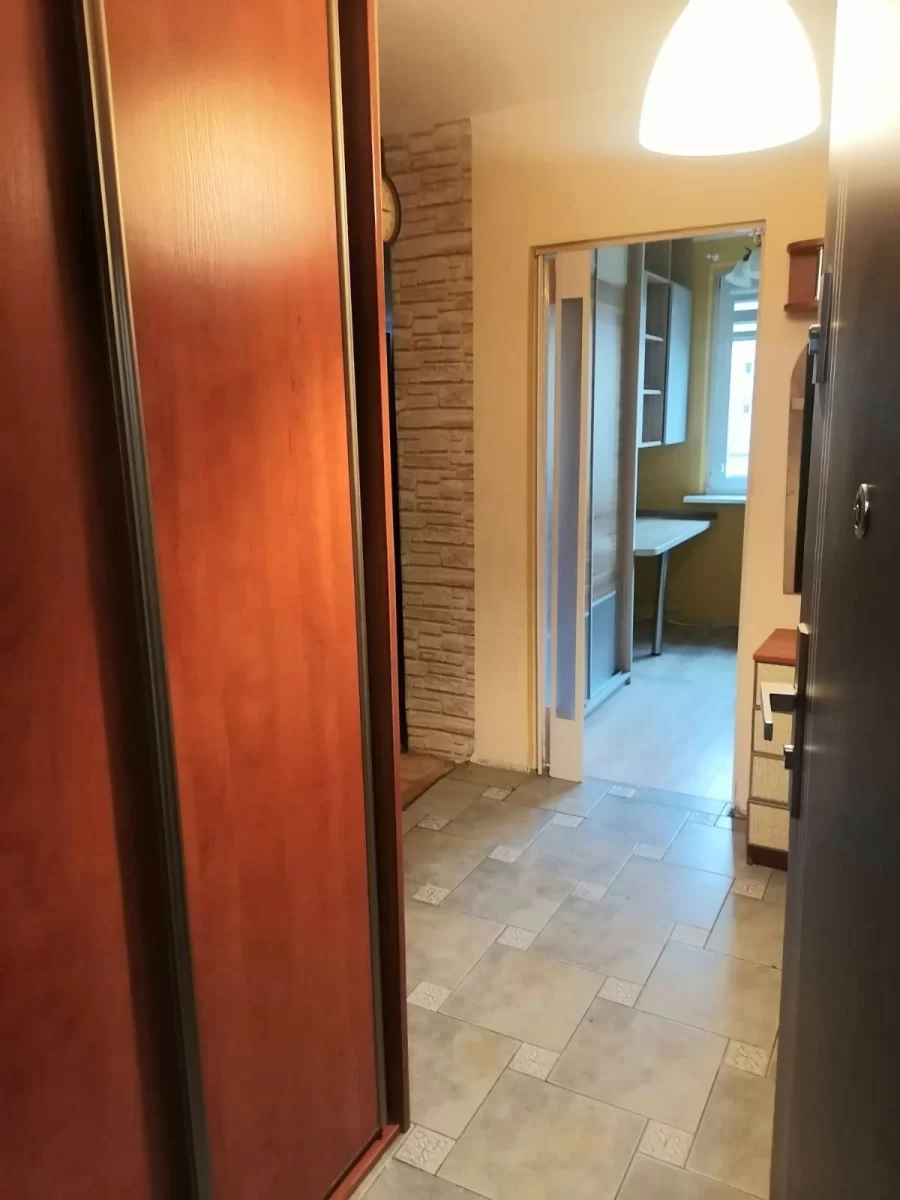 Wynajmę Mieszkanie w centrum 2 pok.w bloku