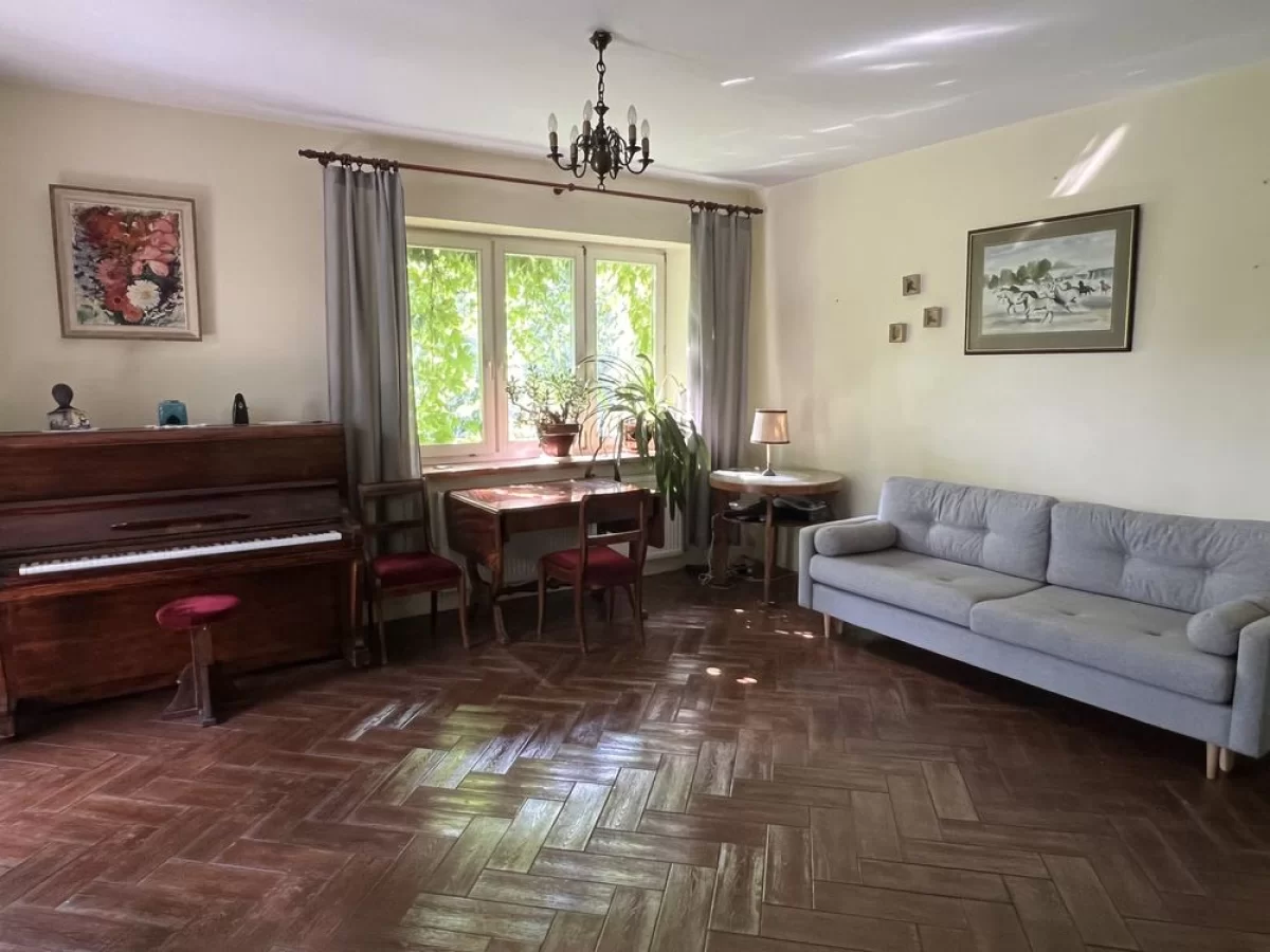 2 Pokoje do wynajęcia w Milanówku