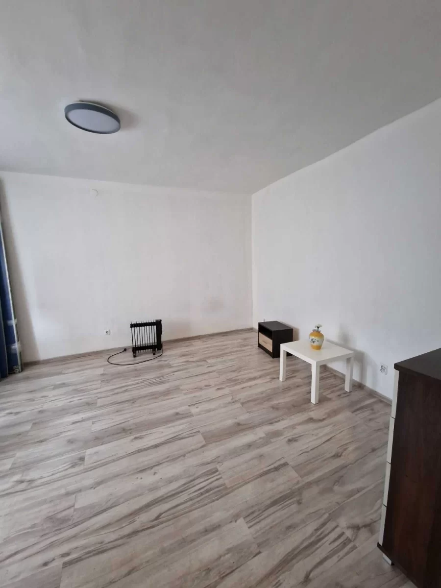 Czeladź ul. Przełajska 8 . Kawalerka 30m2