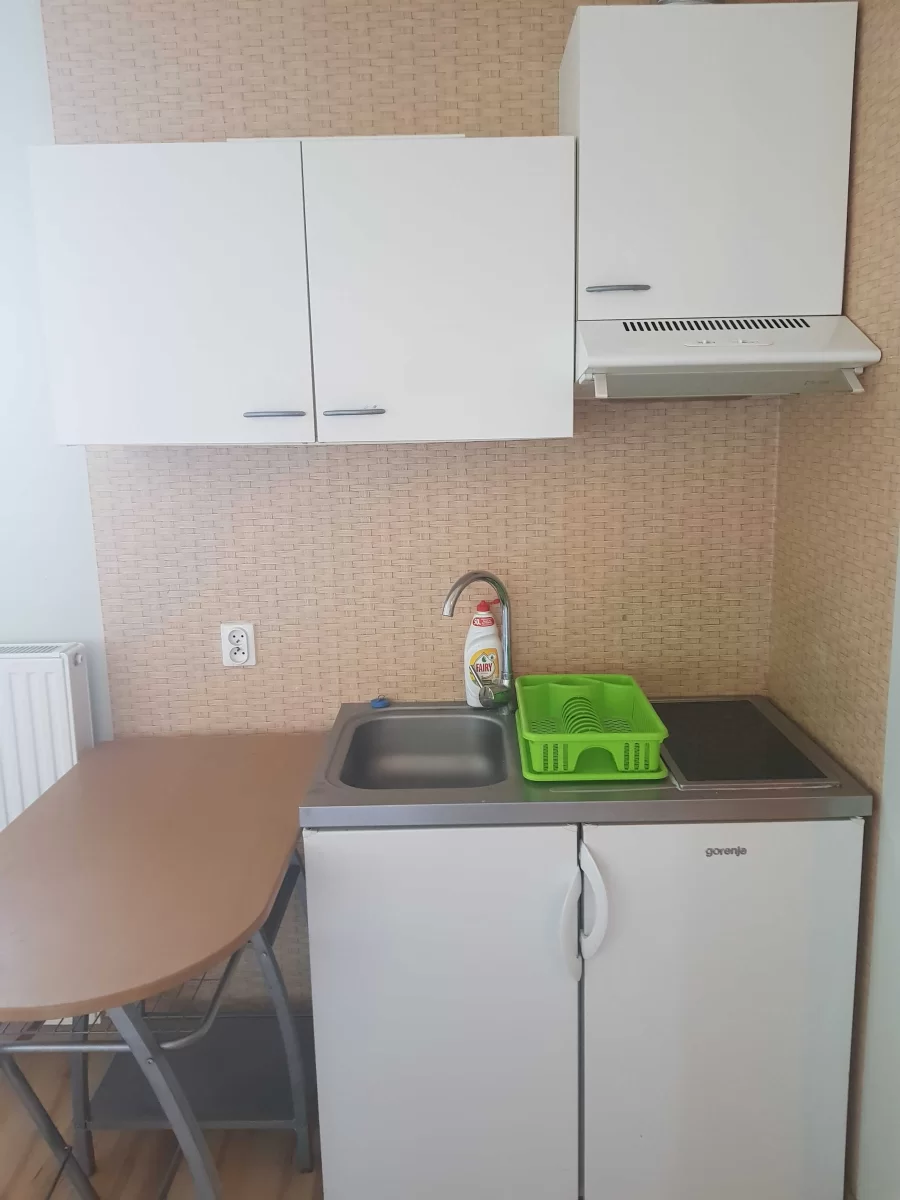 Wynajmę kawalerkę w Suchym Lesie (ul. Szkółkarska)
