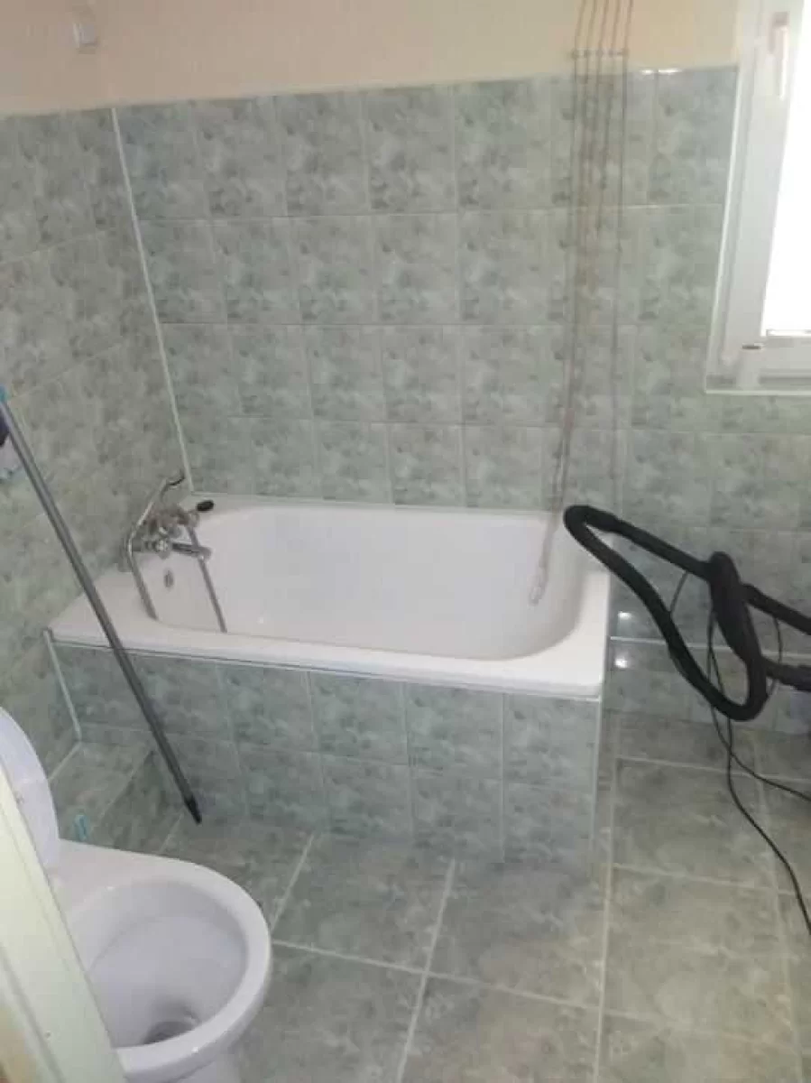 Wynajme mieszkanie 2 pokoje 38 m po remoncie Srem ogrodowa 35