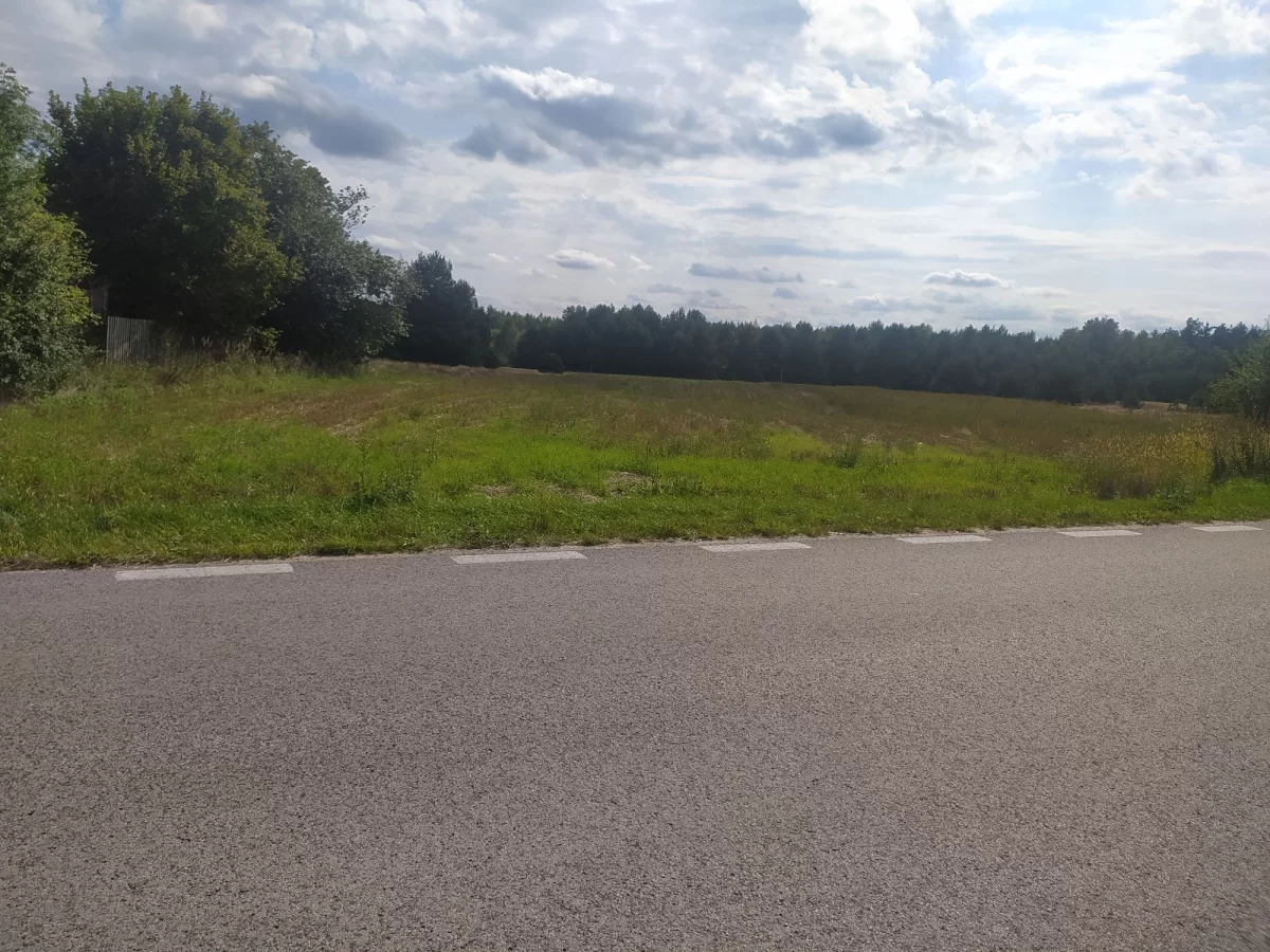 Sprzedam działkę budowlaną Skrajniwa