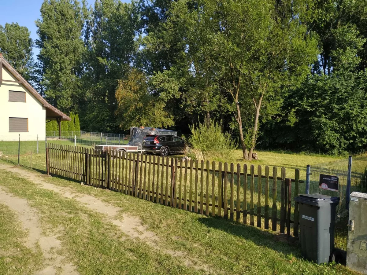 Sprzedam działkę budowlaną nad jeziorem PRZECZYCE