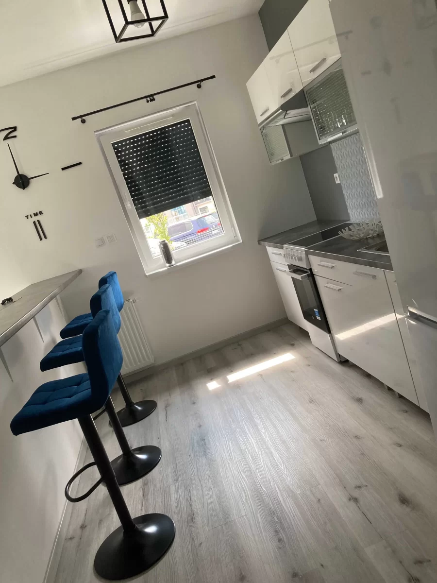 Wynajmę Mieszkanie 2 pokoje Tarnowo Podgórne 52m2 /czynsz 0zl