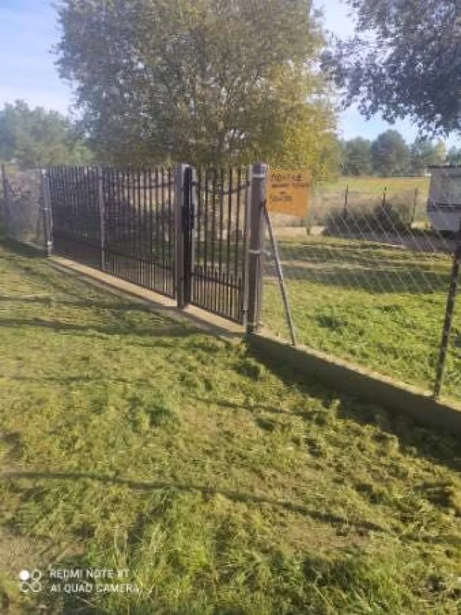 Sprzedam działkę nad morzem z domkiem holenderskim