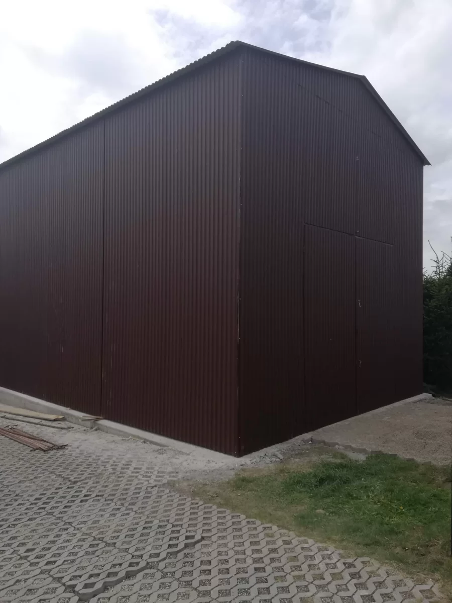Wiaty, hale, garaże blaszane.